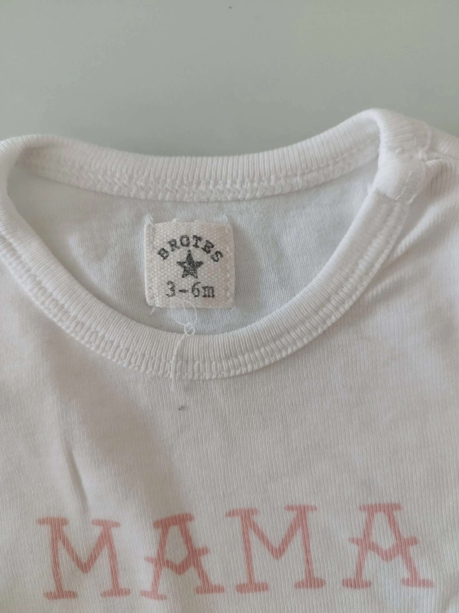 Bodys brancos com detalhes em rosa e mensagem – photo 3